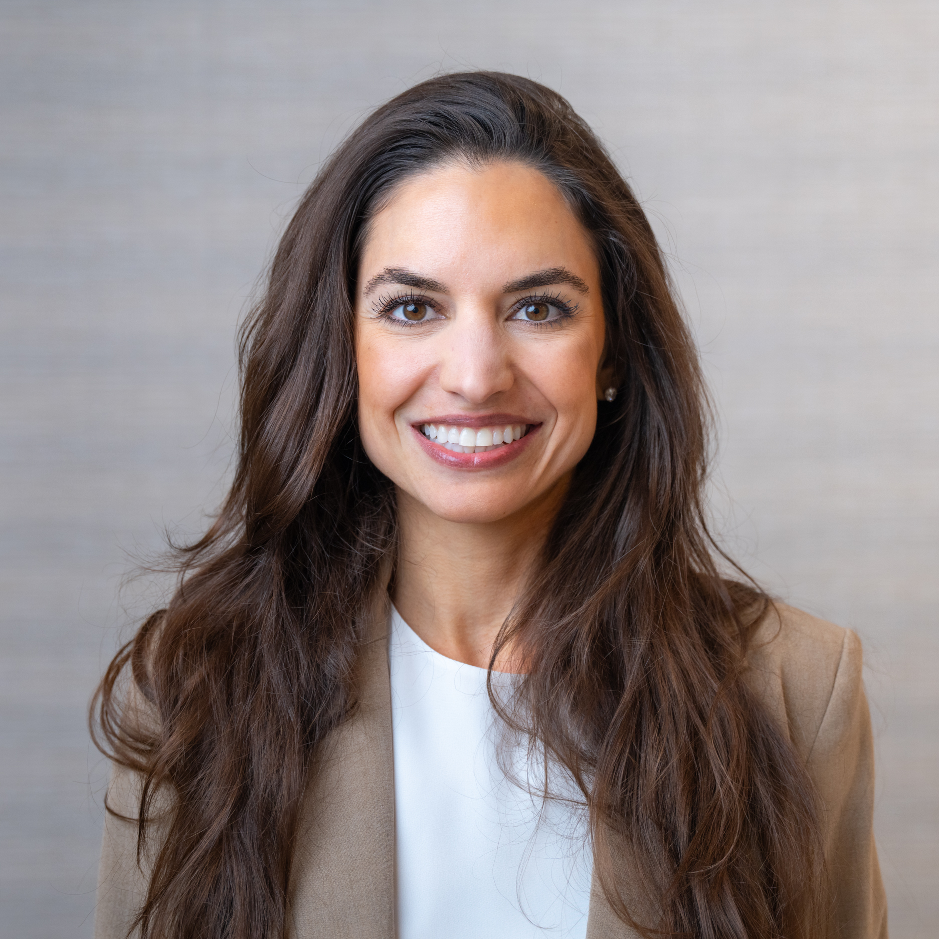 Portrait of Sara Perkins, Principal & Client Advisor at Naples Global Advisors